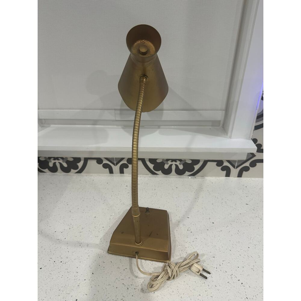 Vintage Brass Bankers Desk Table Lamp Light - Swivel Neck - Picture 2 of 5